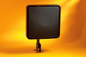 Flatwave outdoor antenna